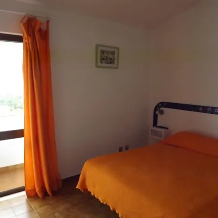 Гостевой дом Residencia Laranjeira 3*